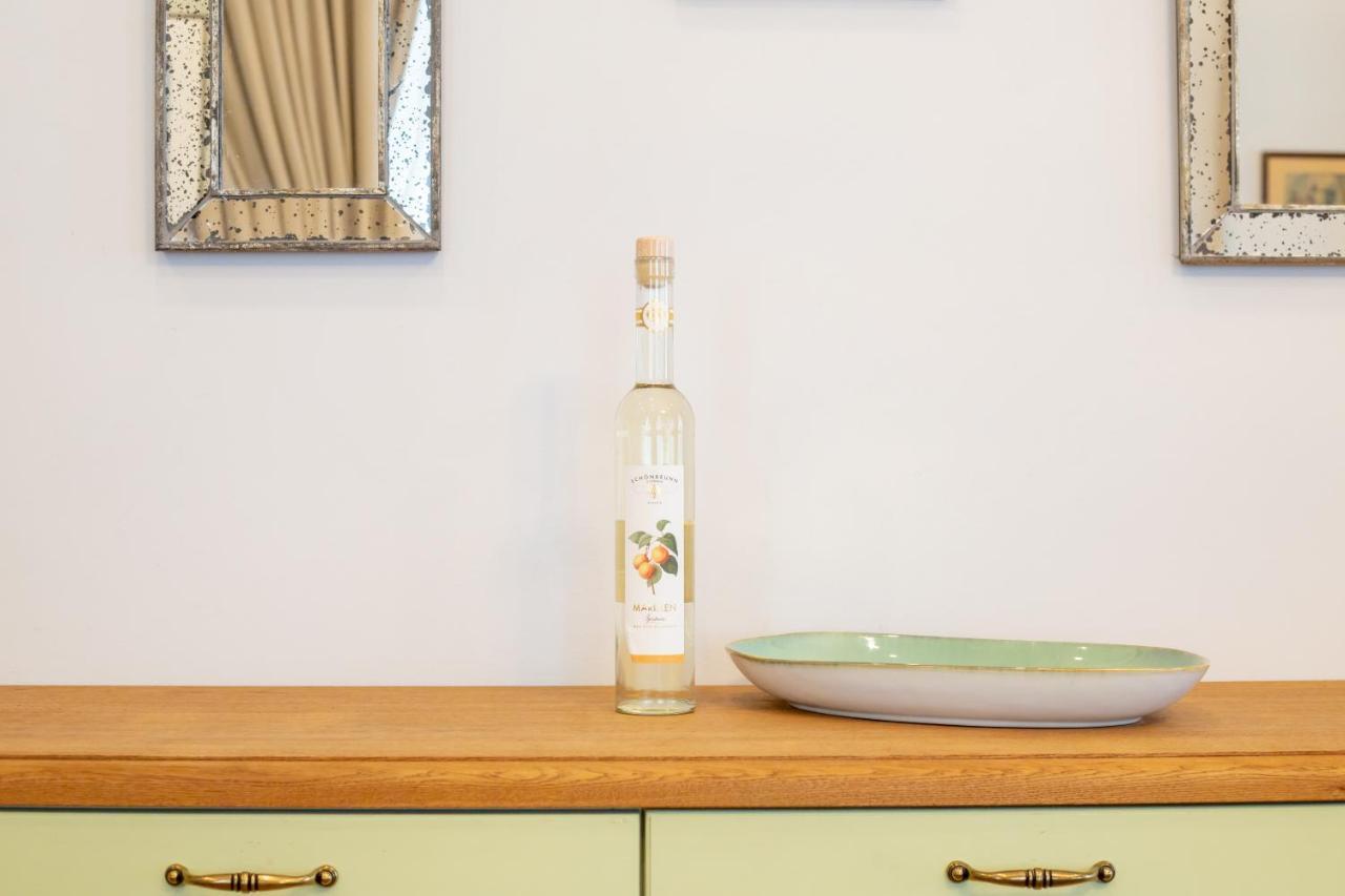 Stilvolles Apartment In Zentraler Lage Виена Екстериор снимка